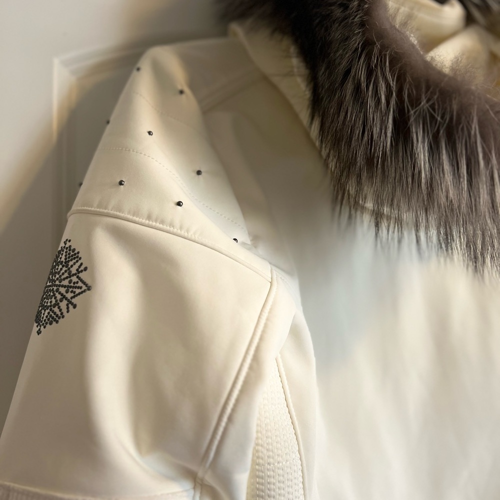 Brand NEW Nils Skiing or Snowboarding Jacket ⛷️ 🏂 ~ Crème + Size 10P with hood - Picture 9 of 10